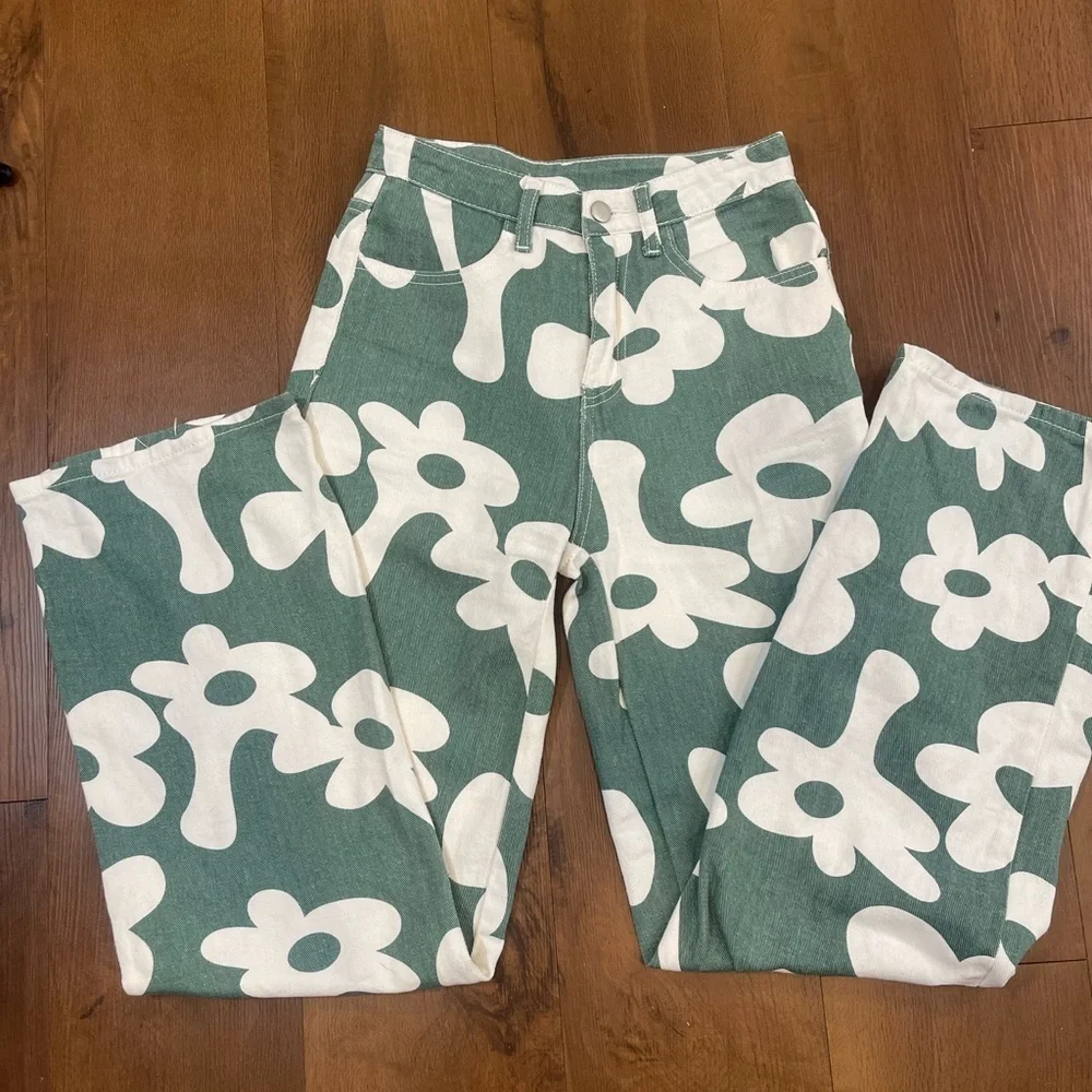 Bailey Rose Green White Flower Power Wide Leg High Waist Jeans Women's​​ size XS - Picture 2 of 7